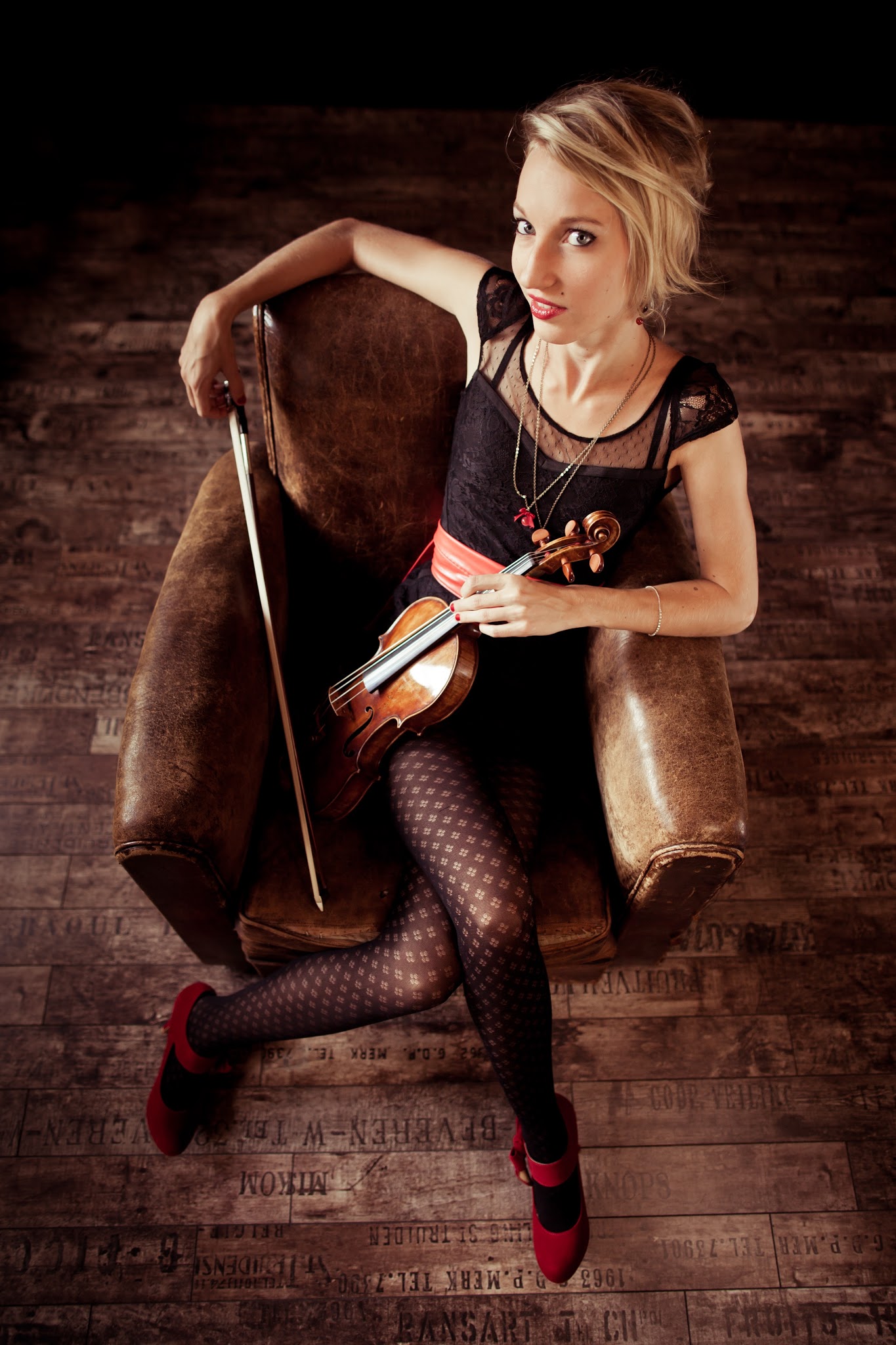 photo de Perrine Bakubama - violoniste - violon - jazz - mariage - concert - Lyon - orchestre symphonique